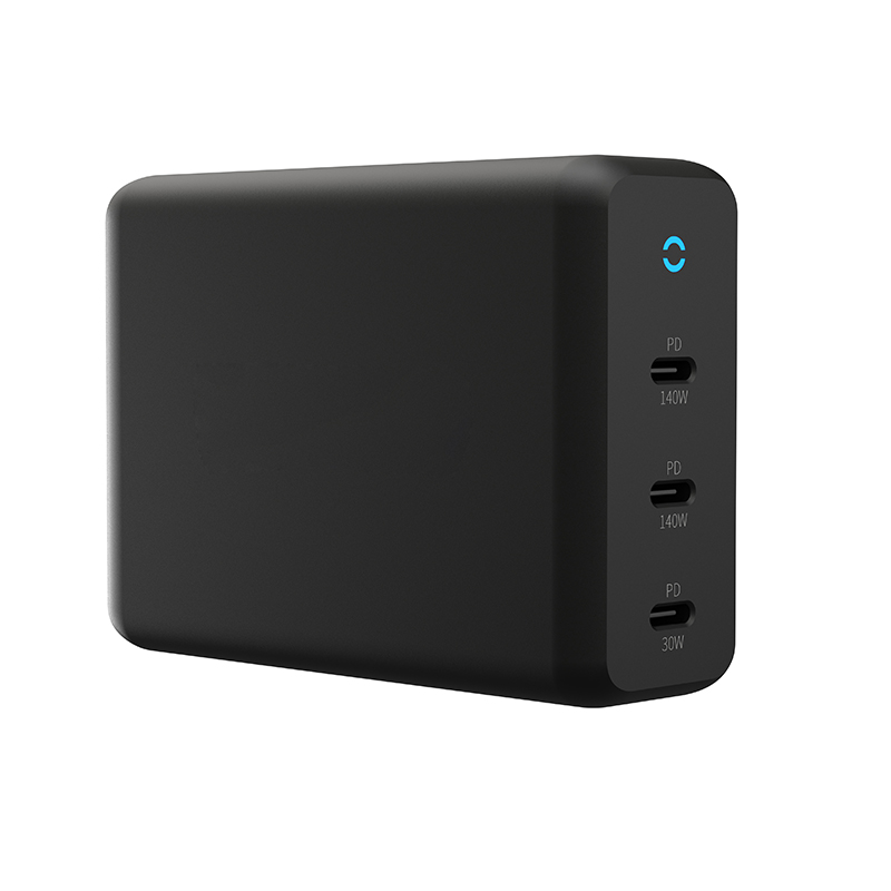 Брз полнач од 200W PD