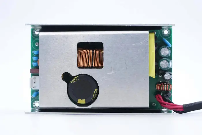 Нашиот нов производ-300W GaN напојување