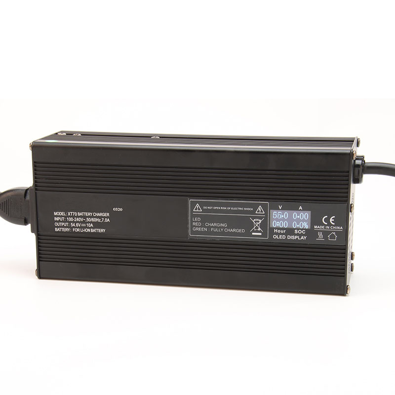 Полнач за батерии од 600 W