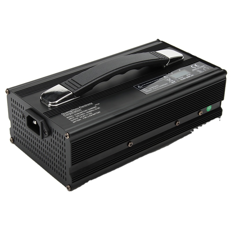 Полнач за батерии од 800 W