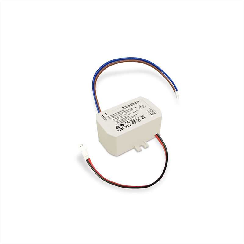 Мала големина 8W Константна струја Triac LED драјвер за затемнување