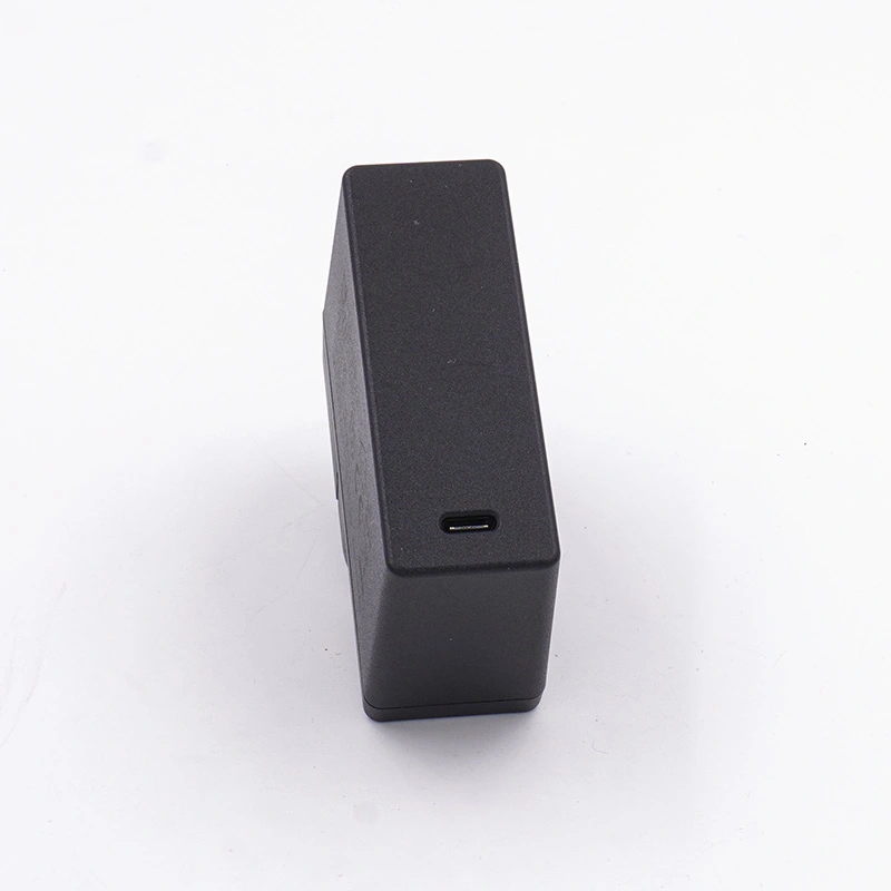 9V 3A заменлив адаптер за напојување со приклучок со излез за USB C порти